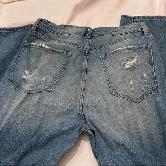 Cello Highly Distressed Blue Jeans 13/31 Frayed 5 Button Fly Crotch Solid - Picture 7 of 8